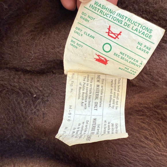 Vintage Brown Quilted Winter Jacket – Faux Fur Collar - Picture 13 of 13